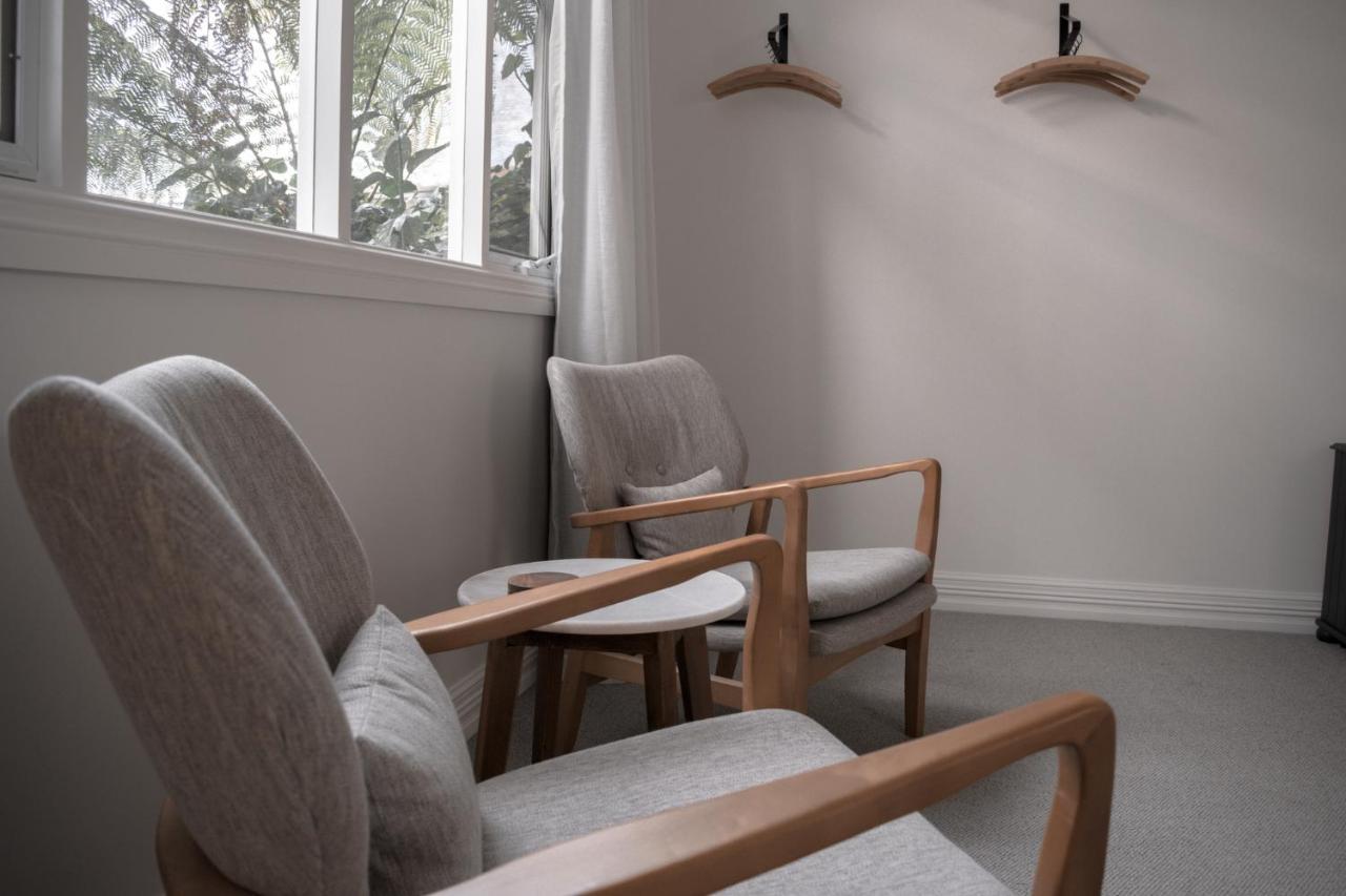 Walton House Bed & Breakfast ฮิวอันวิลล์ ภายนอก รูปภาพ